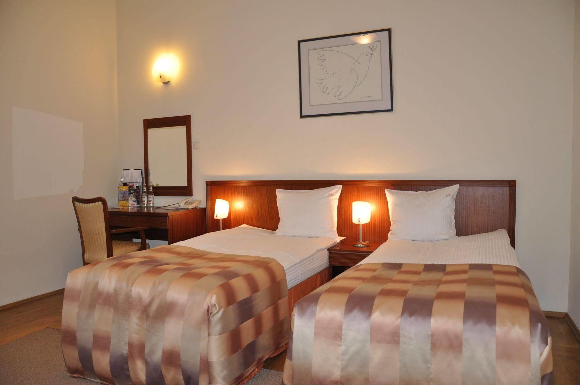 Red Brick Aparthotel 3*